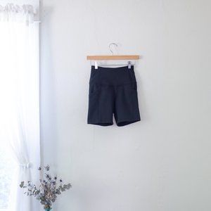 Black High Waist Pocket Bike Shorts - Zella - XS